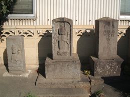 西国・坂東・秩父百観音供養塔と観音様の石碑