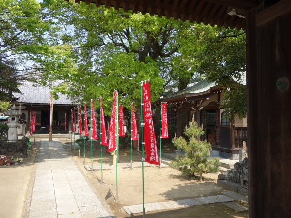 二本の開帳塔婆