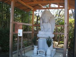 楊貴妃観音の石像