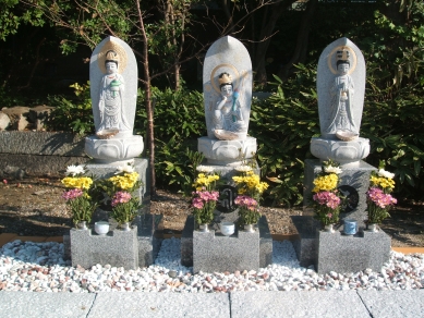 境内の石仏