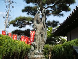 専心龍乗観世音菩薩